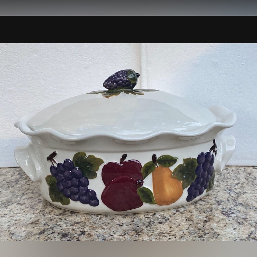 Sonoma Villa Stoneware 3.5 Quart Oval Roaster Casserole Covered